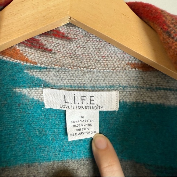 L.I.F.E. BOHO Southwestern Rodeo Button Up Down Shacket Jacket Fringe Medium - Picture 4 of 5